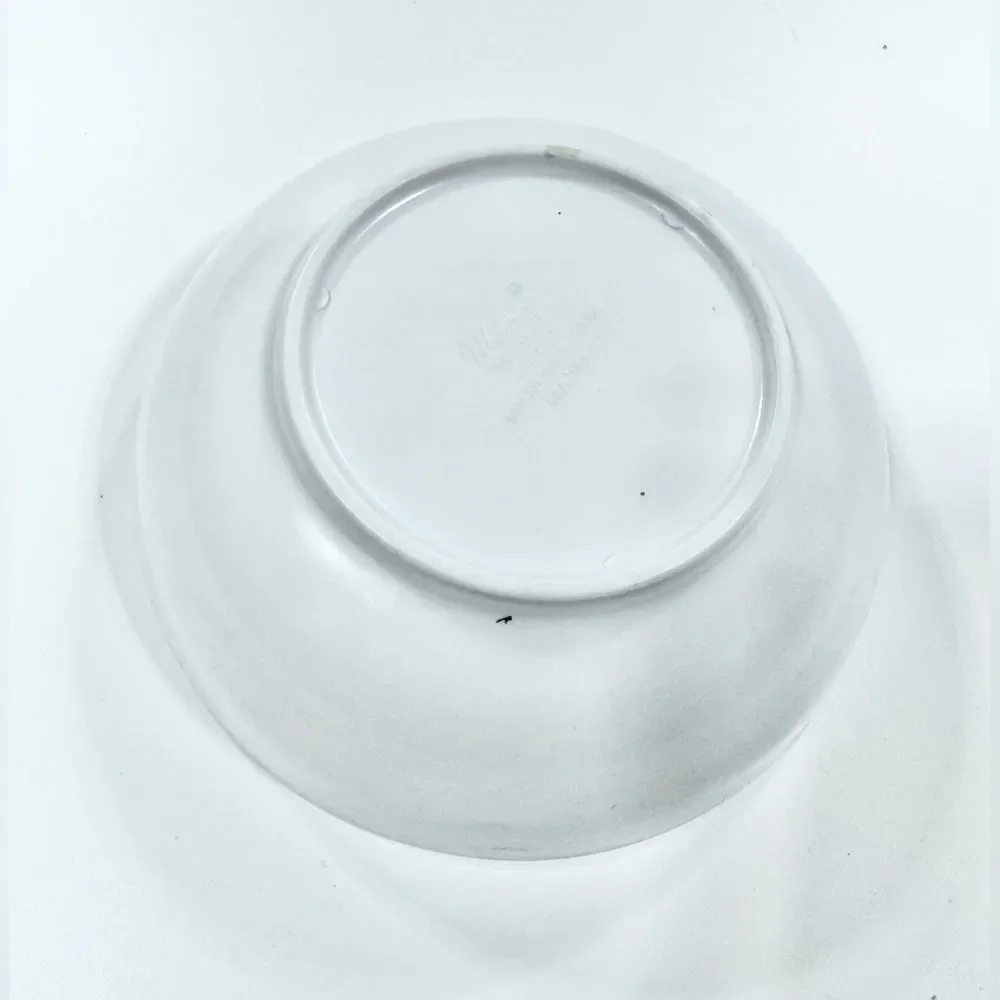 Vintage melamine cheerio bowl